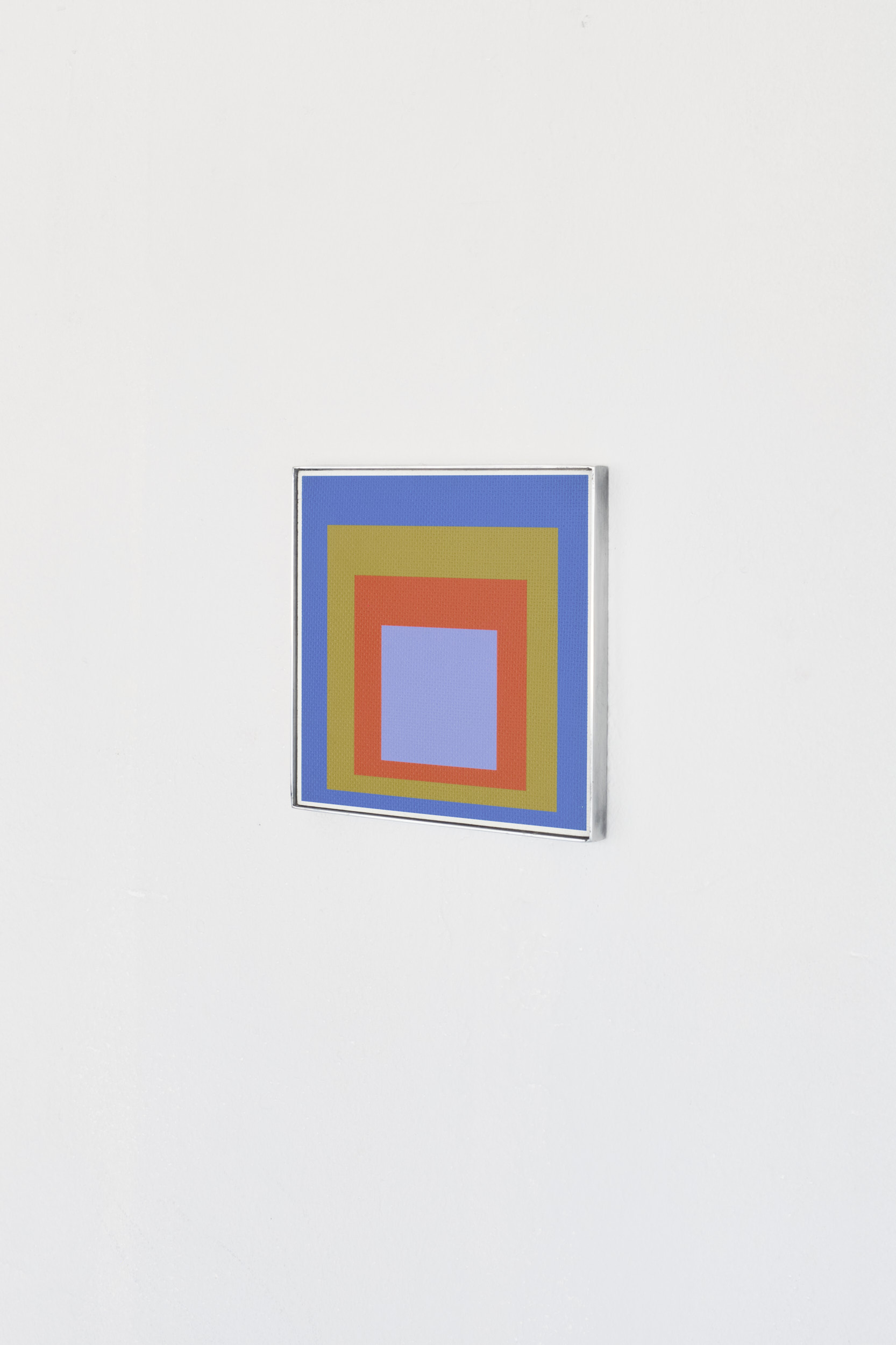 Homage to the square, Bankruptcy